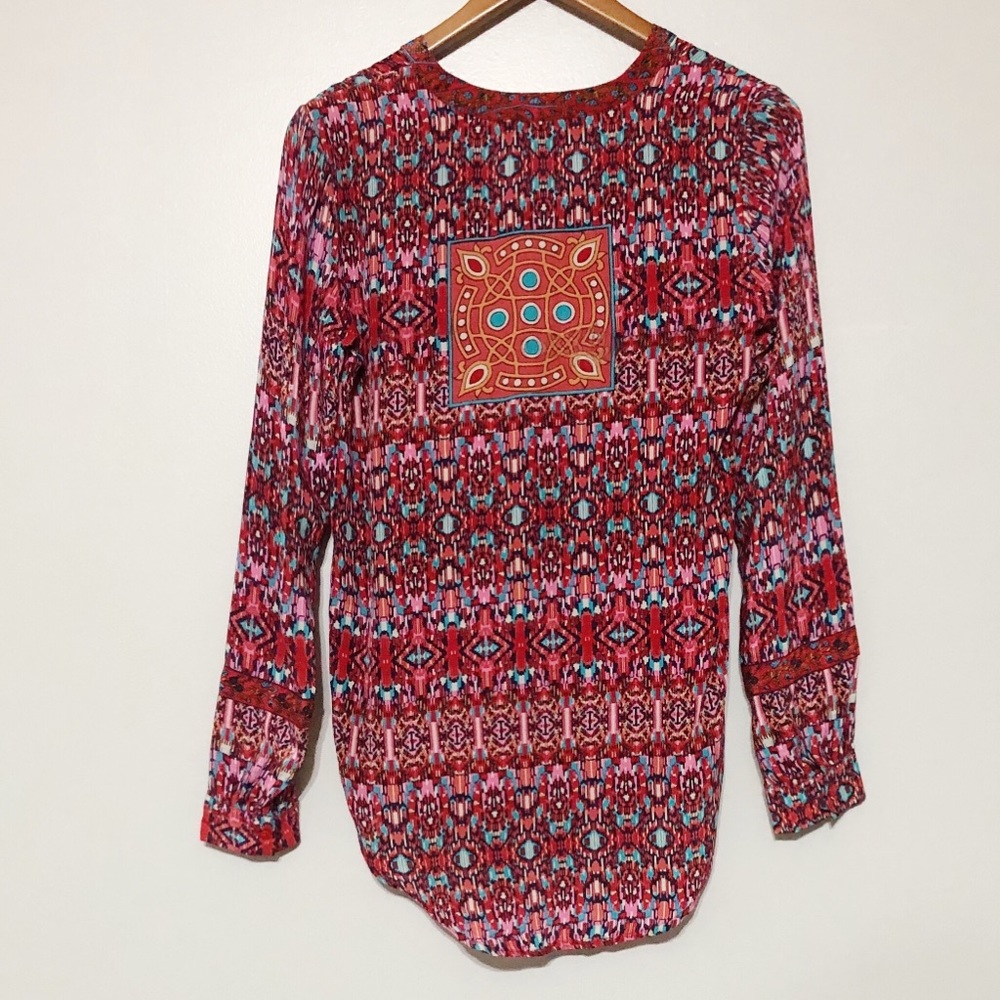 Tolani‎ Aztec Print Silk High-Low Tunic - Picture 7 of 7